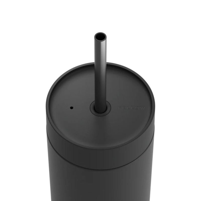 Vaso para beber Fellow 591 ml con tapa de pajilla negra