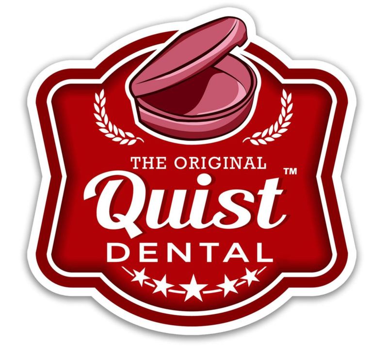 Estuche para Retenedor The Original Quist Dental 8x6x3 cm Rojo
