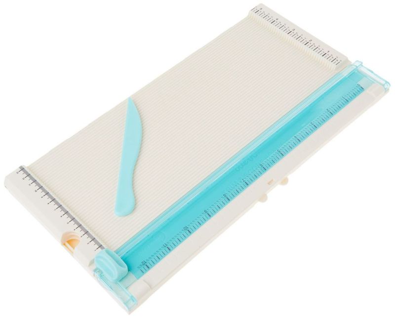 Tabla de Corte We R Memory Keepers 30x30 cm con Herramienta de Marcado