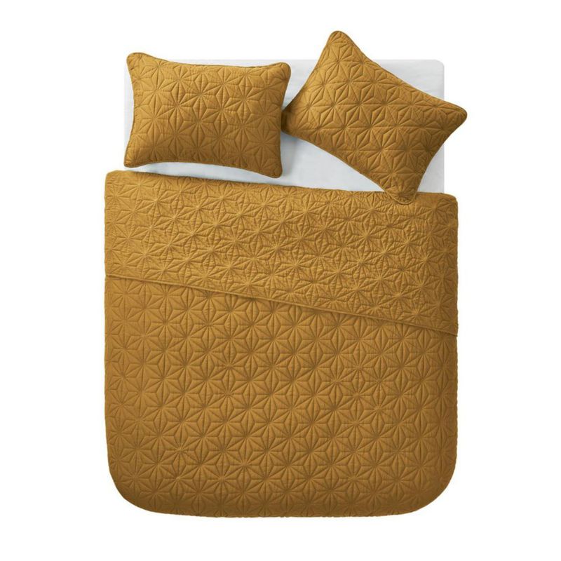 Juego de colcha VCNY Home Full/Queen de 3 piezas en dorado