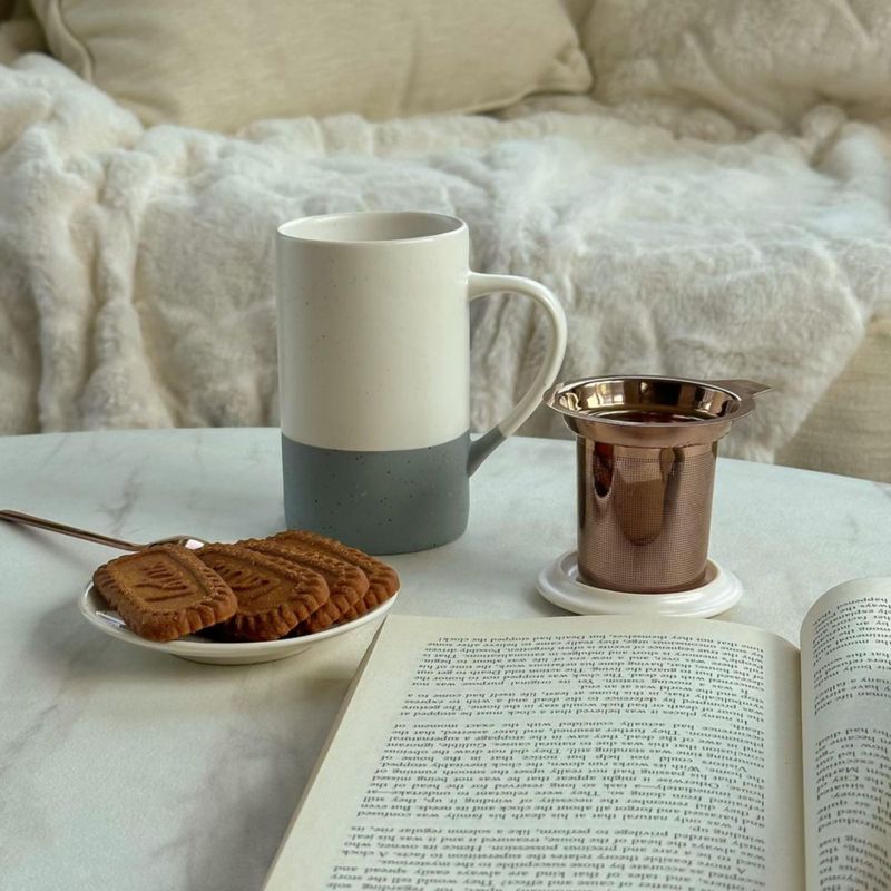 Taza de té MORA 355 ml con infusor cuchara y tapa