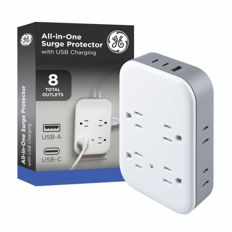 Protector contra Sobretensiones GE de 8 tomas con puertos USB‑C/A 125 VAC