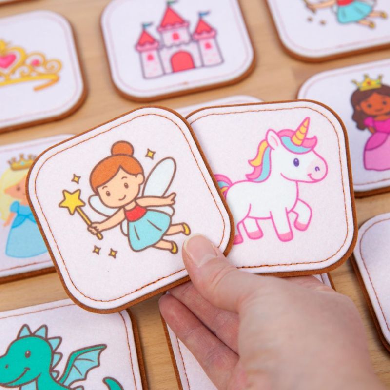 Juego de Memoria Peapod Play Princesa de Fieltro – 16 piezas 1+ años