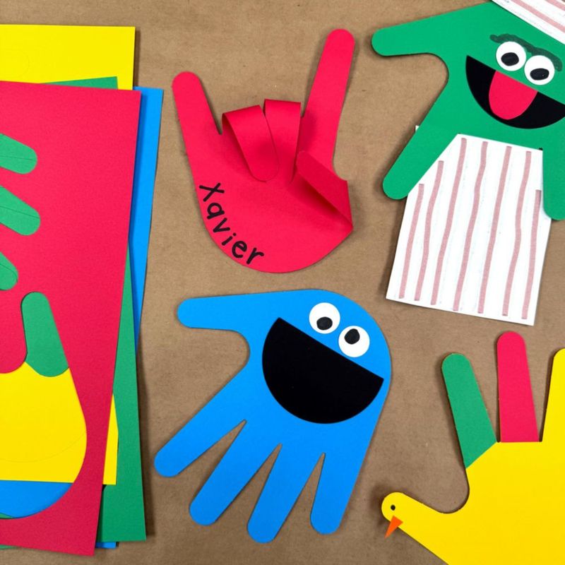 Recortes FreshCut Crafts 48 piezas en colores primarios