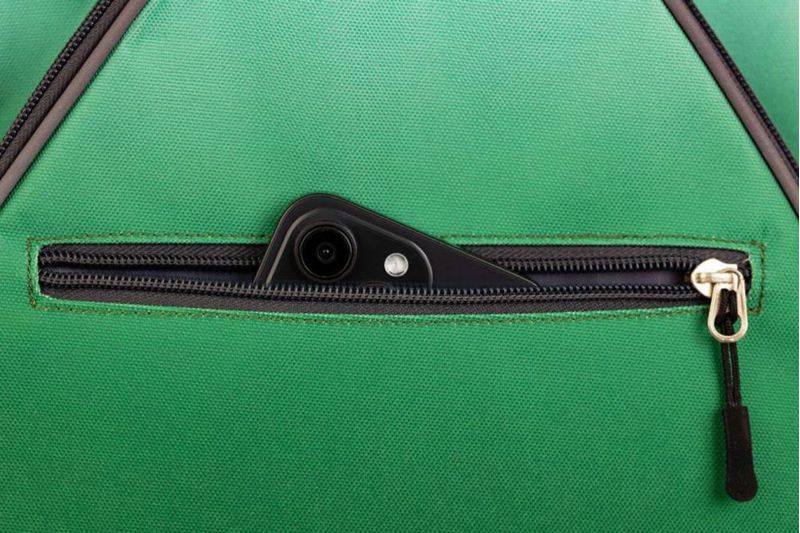 Mochila de Tenis Crafted Living de 46 cm con Compartimento Verde para Zapatos