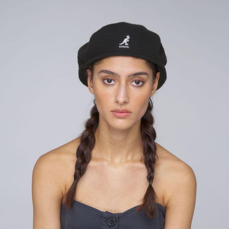 Gorra Kangol de Lana 504 Negra Fabricada en EE. UU.