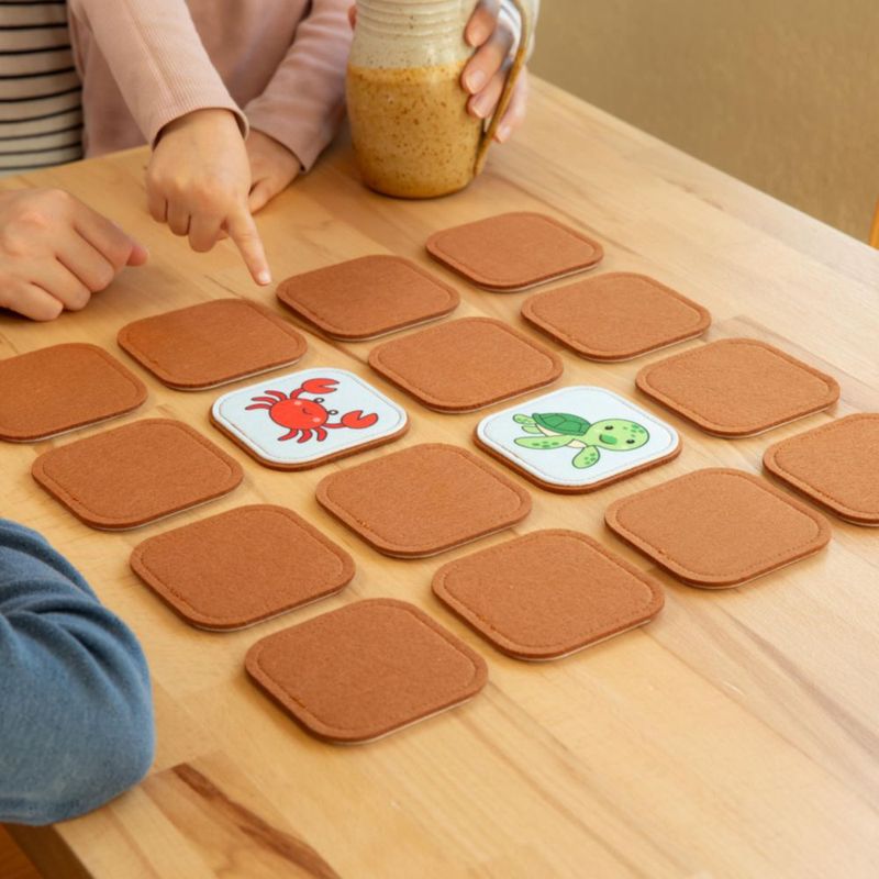 Juego de Emparejar Peapod Play de Criaturas Marinas en Fieltro - 16 piezas