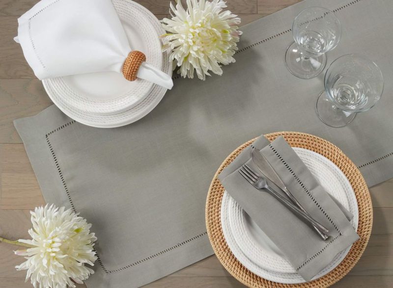 Corredor de mesa SARO LIFESTYLE 41 x 183 cm Gris con detalle de puntada