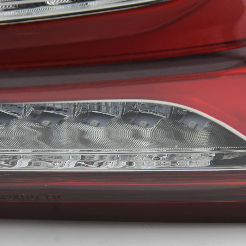 Luz trasera AKKON para Chevy Malibu 2019‑2022 cromo rojo