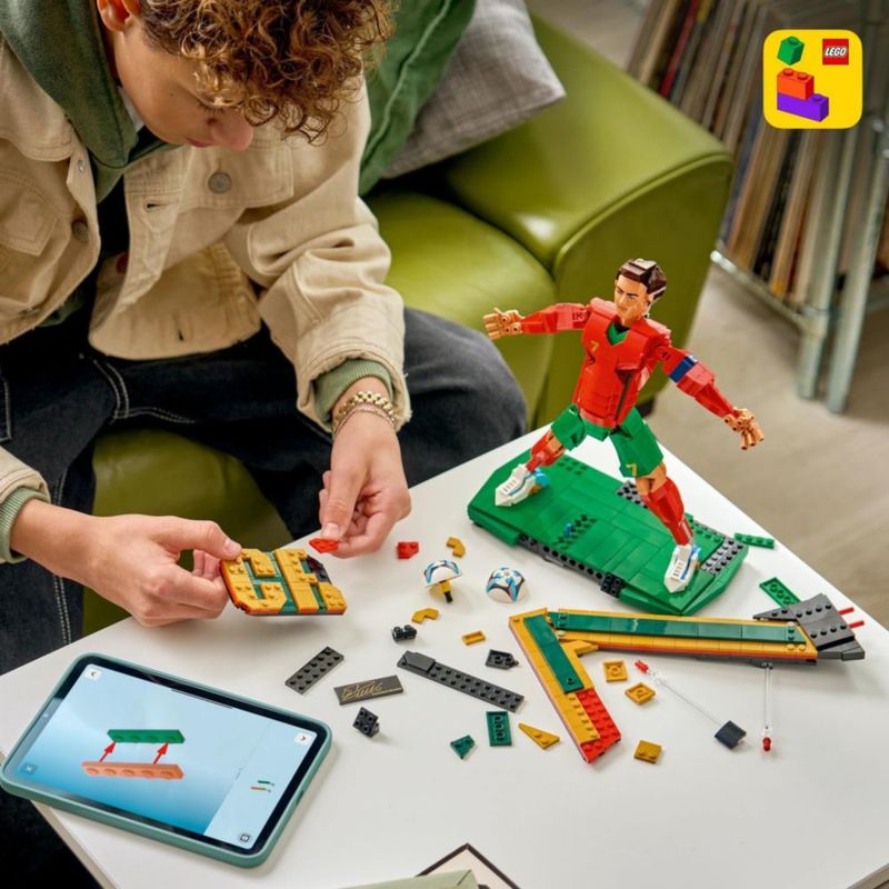 Set de Construcción LEGO Edición Cristiano Ronaldo