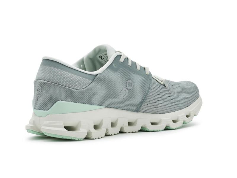 Zapatillas para mujer On Cloud X 4 Tin/Iceberg 5.5 (mediana)