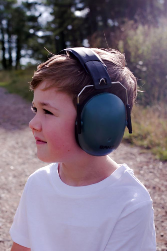Orejeras Banz Kids Verde Oscuro con Cancelación de Ruido 26 dB