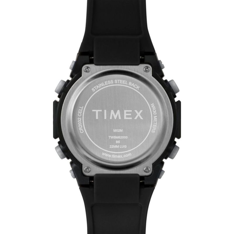 Reloj digital Timex de 50 mm con correa negra de 20 cm