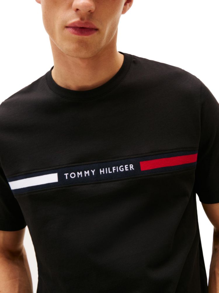 Camiseta Tommy Hilfiger XXL Negra con inserto en el pecho