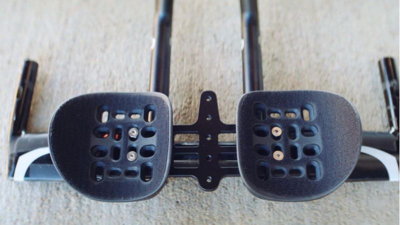 Adaptador BTA TRIRIG Universal para Soporte de Botella