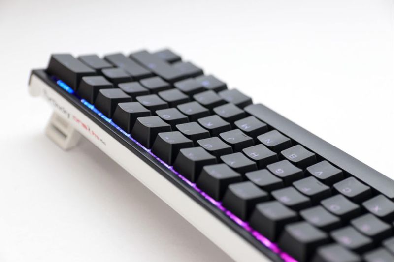 Teclado Ducky One 2 Pro Mini RGB con switches Kailh Brown (US)