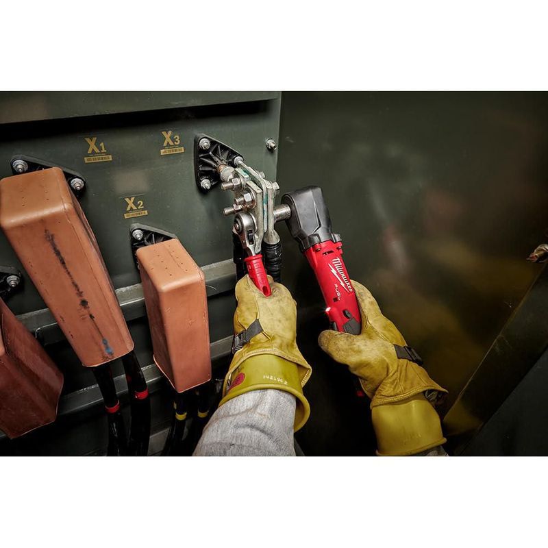 Kit de llave de impacto angular de 1/2" Milwaukee M12 Fuel