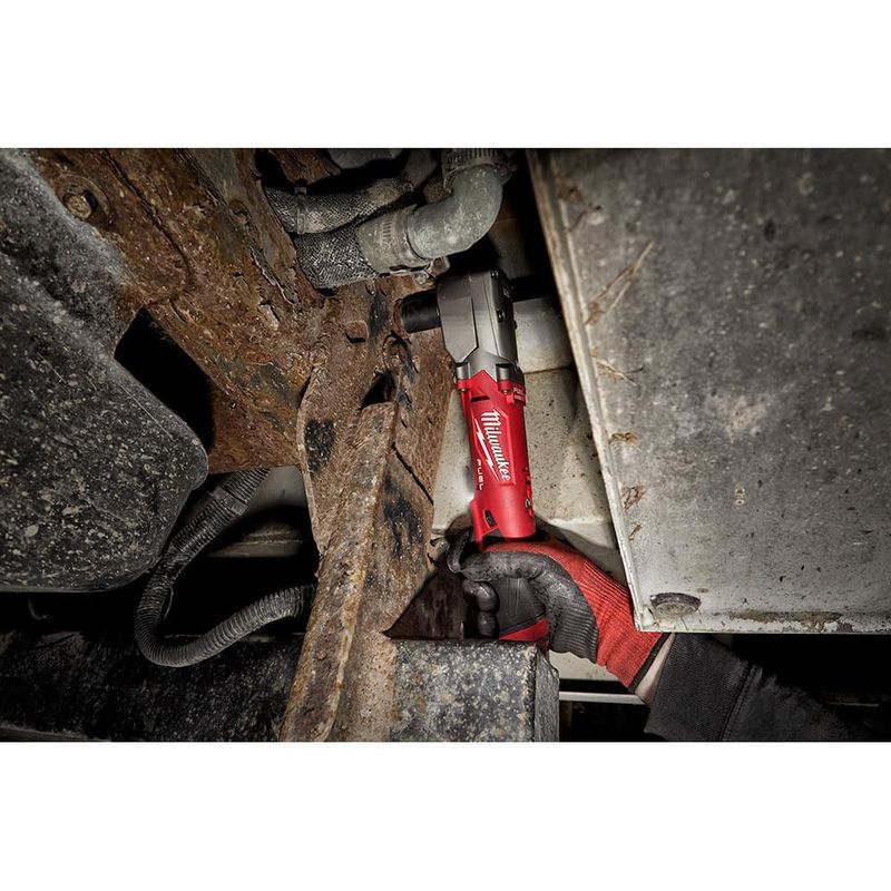 Kit de llave de impacto angular de 1/2" Milwaukee M12 Fuel