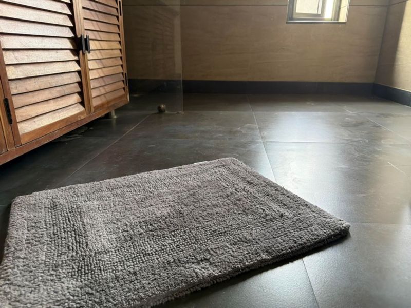 Alfombra de baño reversible de algodón KEMA 43x61 cm gris