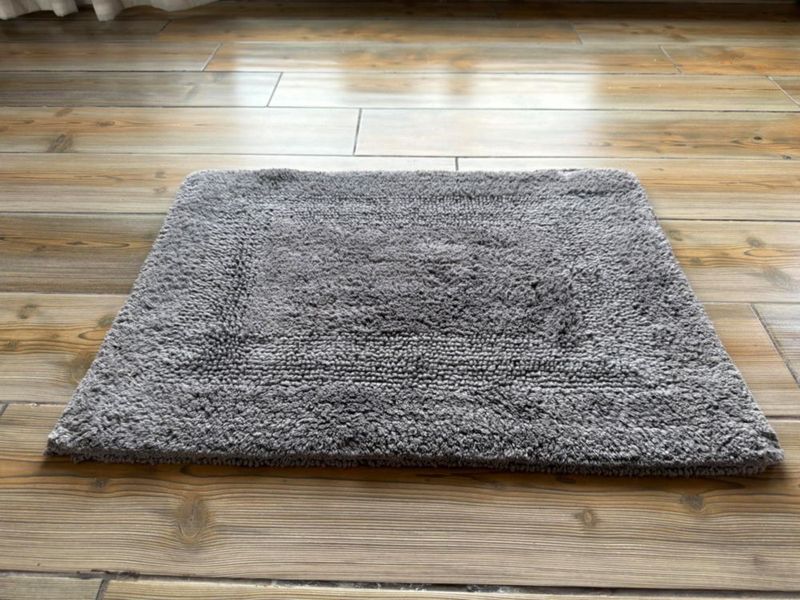 Alfombra de baño reversible de algodón KEMA 43x61 cm gris