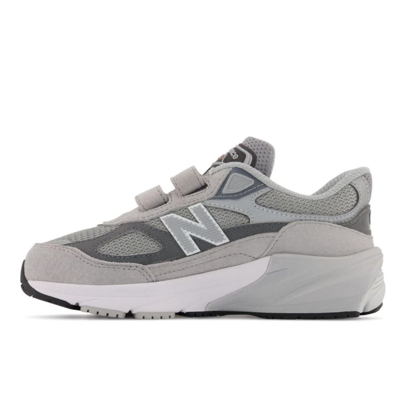 Zapatilla New Balance 990 V6 gris/plata 235 cm