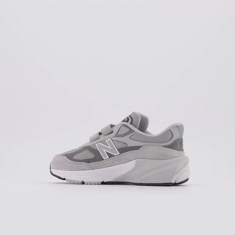 Zapatilla New Balance 990 V6 gris/plata 235 cm