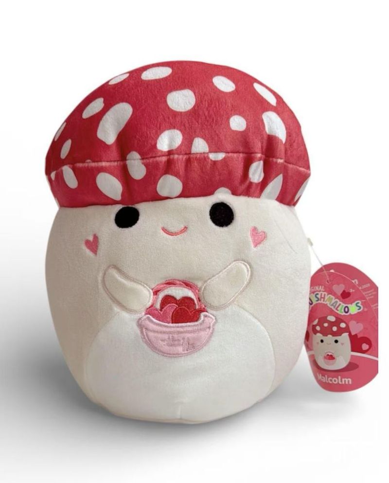 Peluche Squishmallows 20 cm Escuadrón San Valentín – Malcolm