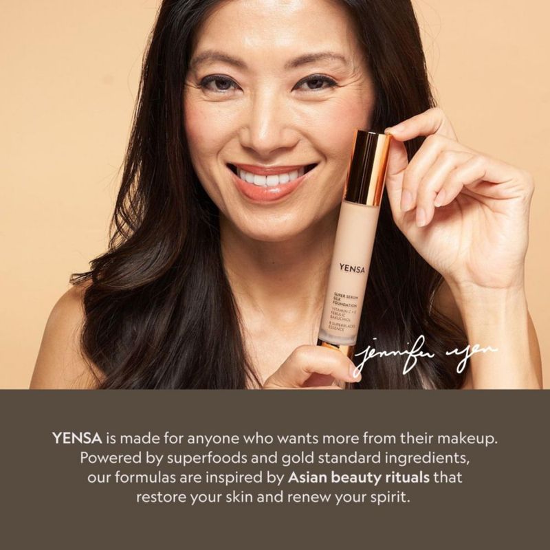 Base YENSA Silk Light 30 ml con Aceite de Vitamina C