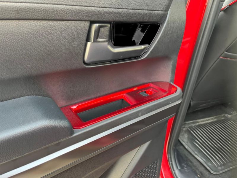 Portavasos KUJOOY Toyota Tacoma 2024-2026 Rojo ABS