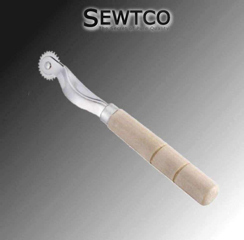 Rueda de trazado SEWTCO de madera y acero inoxidable