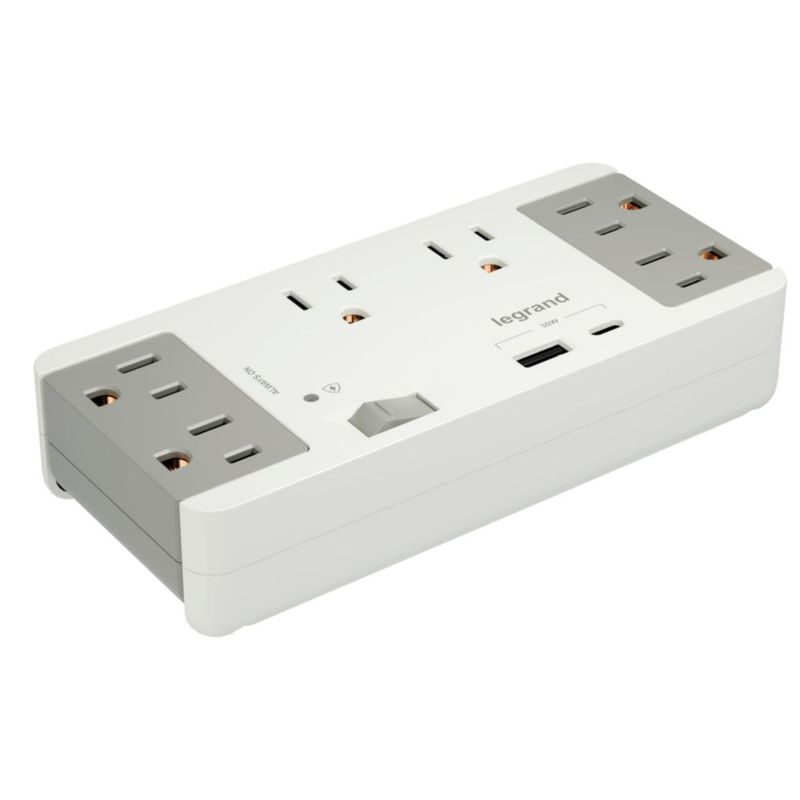 Regleta On-Q de 6 tomas con puertos USB-A/C 30W y protector contra sobretensiones