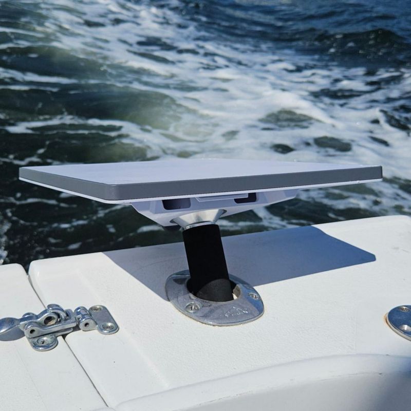 Soporte Marino de Montaje para Varilla Antena Starlink Mini Locmarine