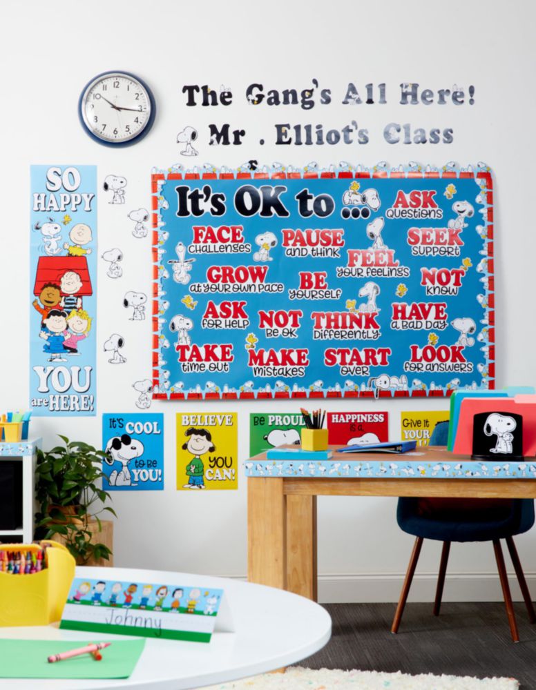 Set de Tablero de Anuncios Eureka Peanuts 46 piezas - Tareas de Clase