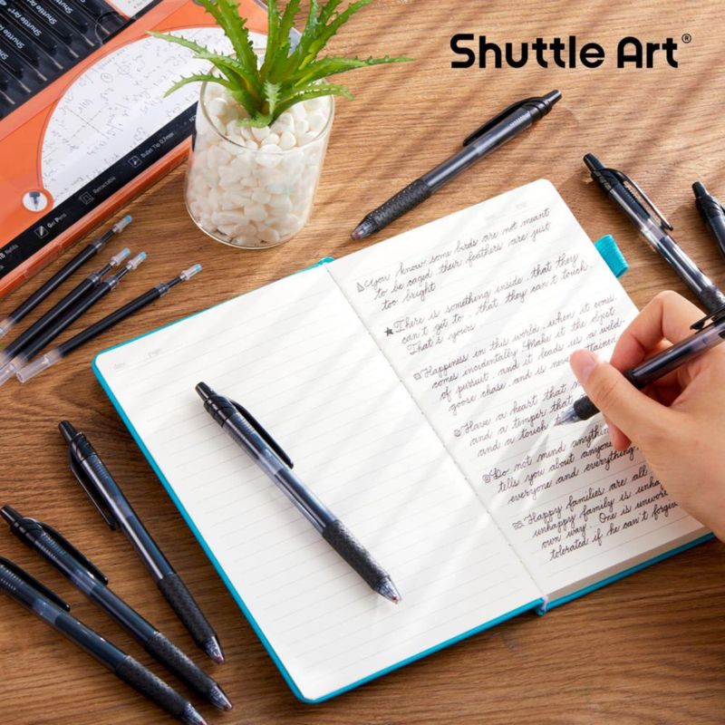Set de 36 bolígrafos de gel Shuttle Art punta media negro