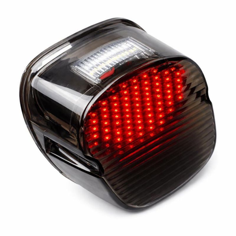 Luz trasera Eagle Lights LED ahumada con destello estroboscópico