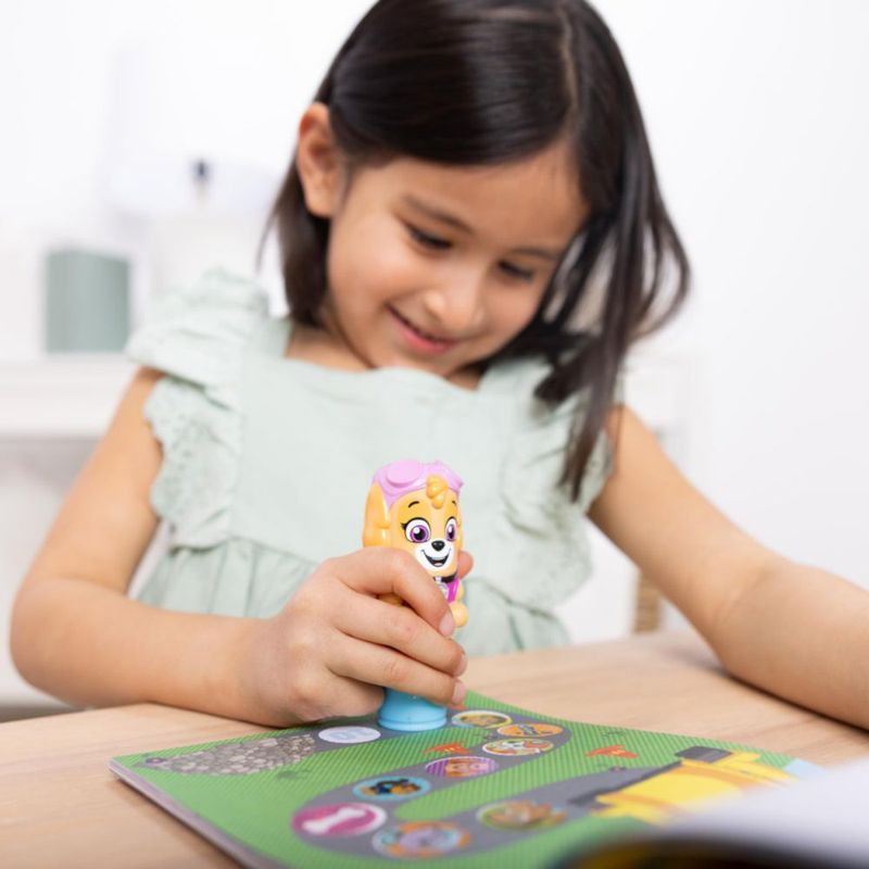 Libro de Pegatinas Melissa & Doug PAW Patrol Skye 24 págs