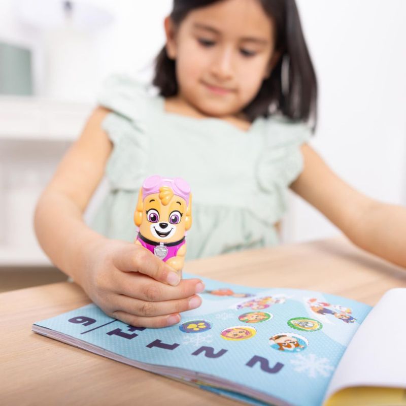 Libro de Pegatinas Melissa & Doug PAW Patrol Skye 24 págs