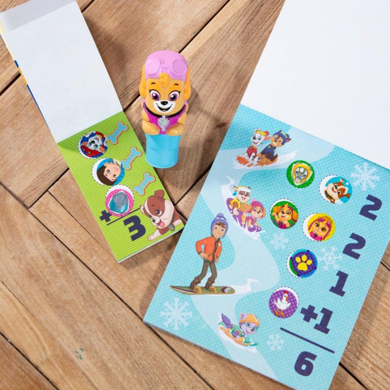 Libro de Pegatinas Melissa & Doug PAW Patrol Skye 24 págs