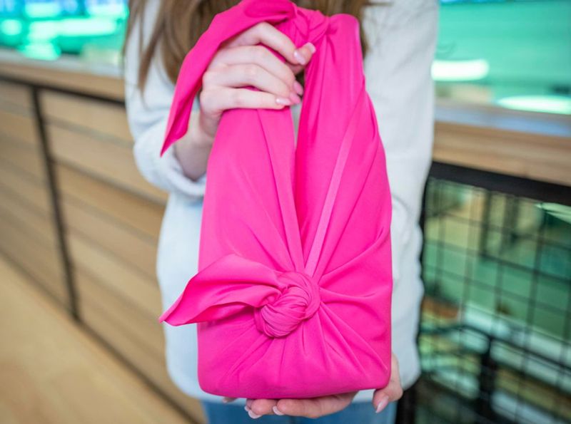 Furoshiki SHIKIWRAP 71 cm Envoltorio Reutilizable Rosa Vibrante