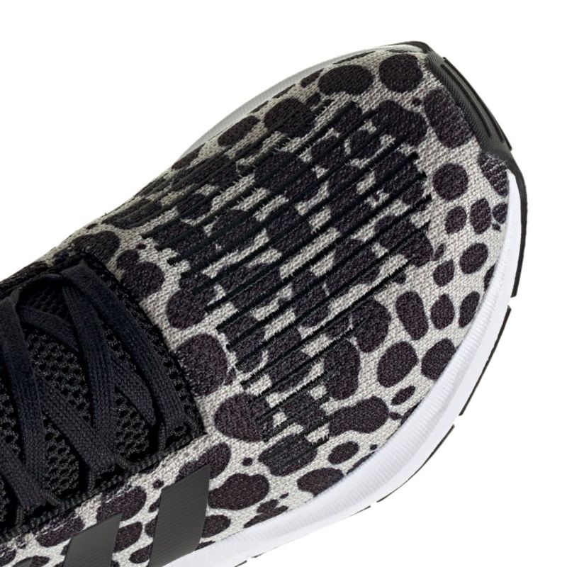 Zapatillas adidas Swift Run 1.0 Wonder Alumina/Negro talla 10