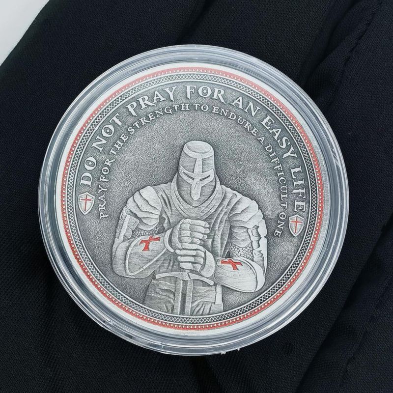 Moneda de Desafío WOERDA Caballero Templario Cruz Roja 4 cm