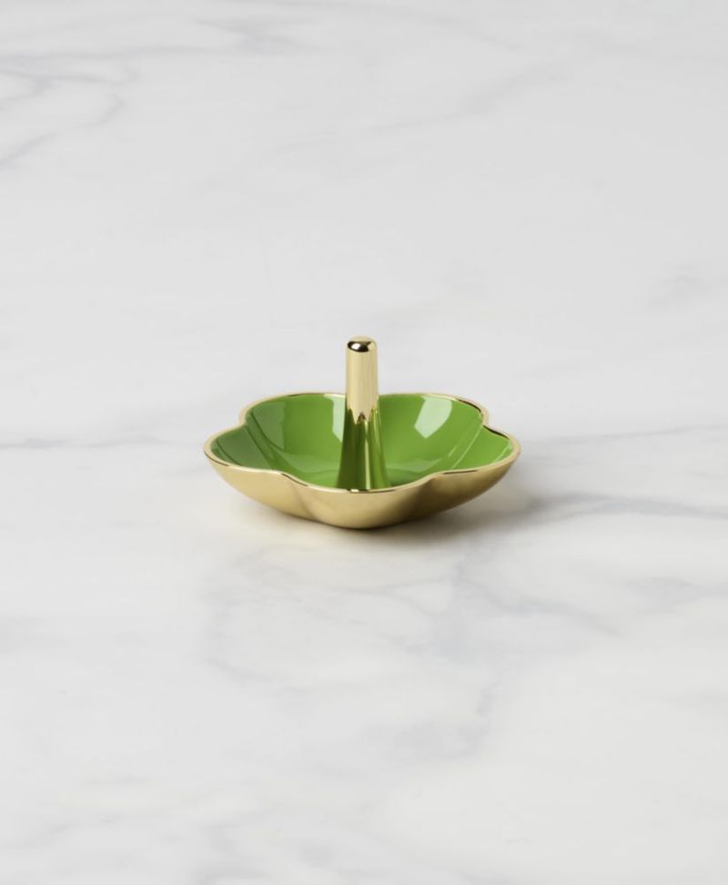 Plato para anillos Kate Spade New York Make It Pop verde de 5 cm con acabado dorado