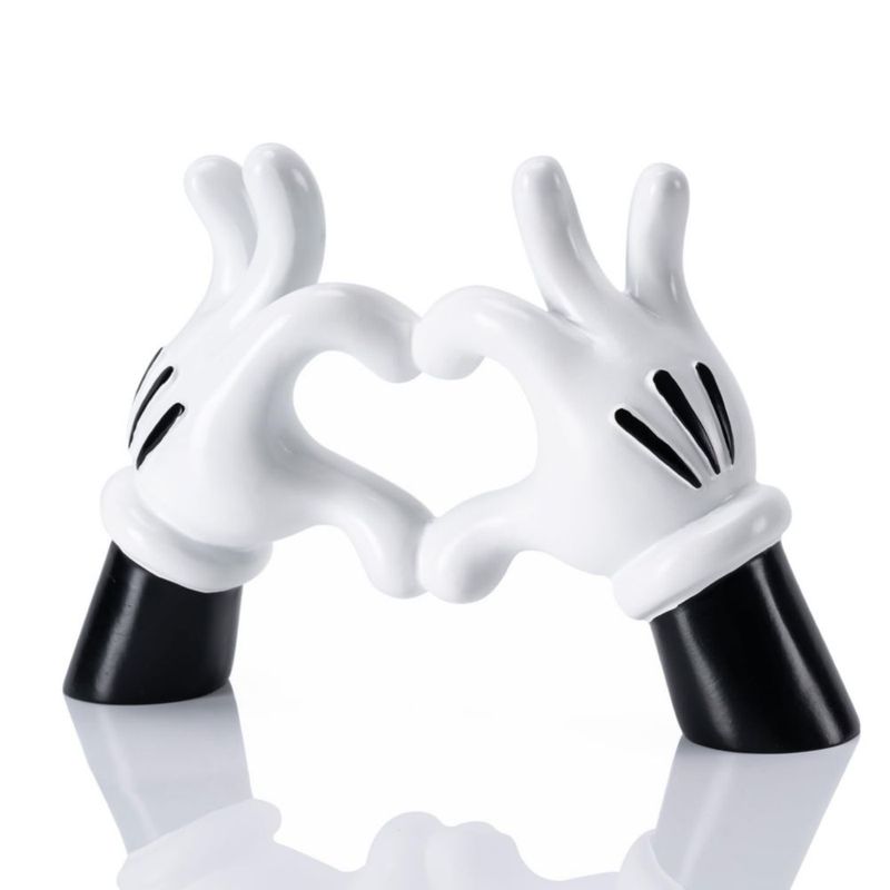 Escultura FelyHos Mano en Forma de Corazón Decoración de Resina