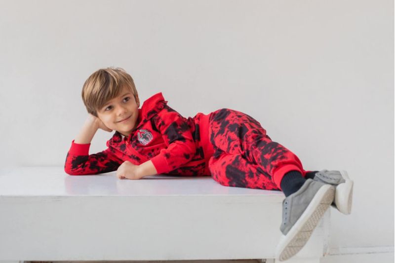 Conjunto de sudadera con capucha Marvel Spider-Man 5T tie-dye
