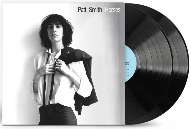 Vinilo LEGACY RECORDINGS Horses (50.º Aniversario)