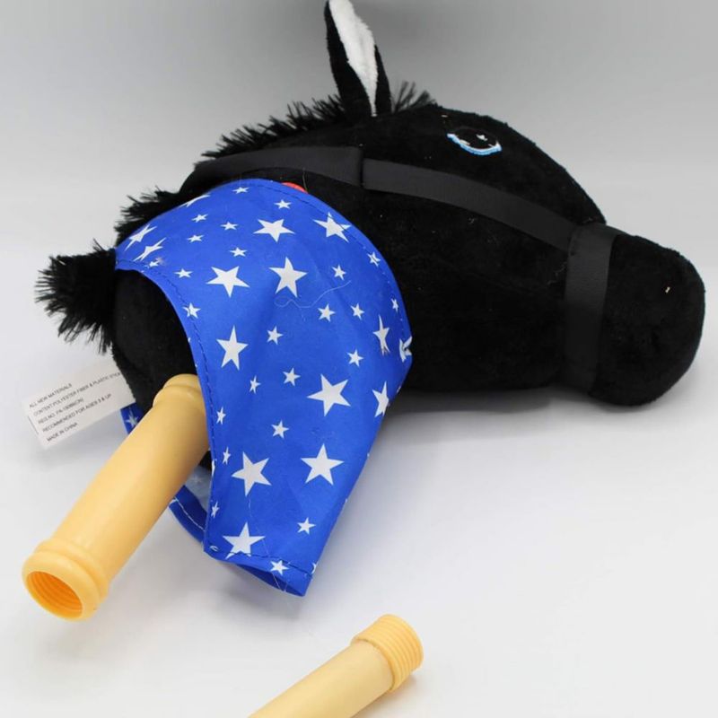 Stick Animal PonyLand Music Black Horse con música de más de 3 años