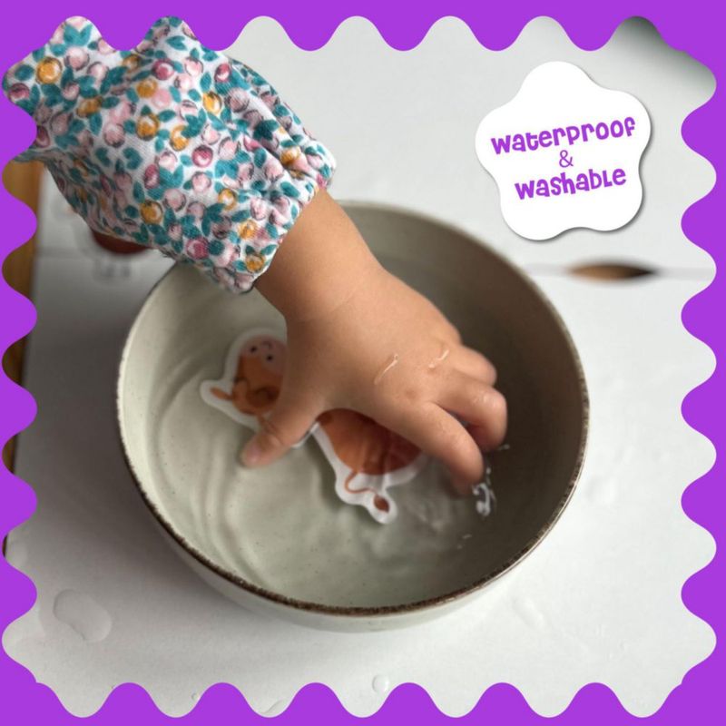 Libro de Pegatinas DINO MINI Impermeable y Reutilizable – Tema Espacial
