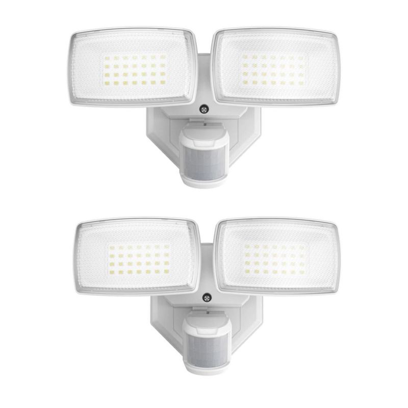 Luces exteriores Onforu 32W de 2 cabezas con sensor de movimiento – paquete de 2