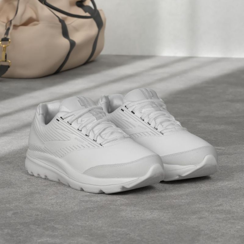 Zapato de caminar para mujer Brooks Addiction Walker 2 blanco 25 cm