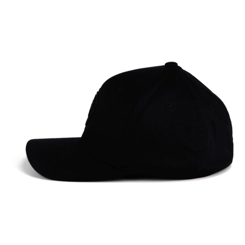 Gorra ARIAT Flexfit Negra con Escudo S/M